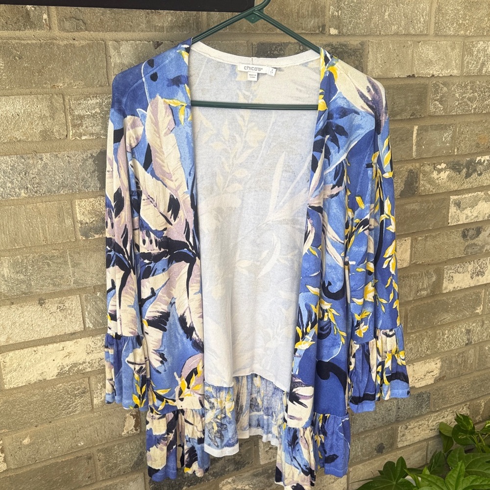 ❣️Chicos Blue Floral Open Cardigan